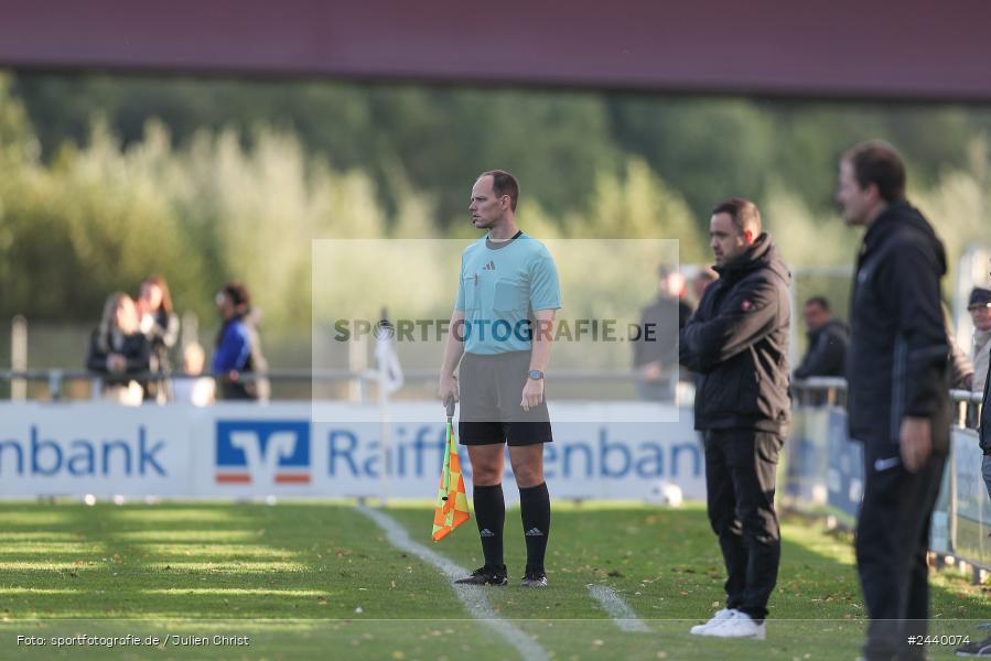 Fundamentum Sportpark, Karlburg, 28.09.2024, sport, action, Fussball, BFV, 13. Spieltag, Bayernliga Nord, ASV, TSV, ASV Cham, TSV Karlburg - Bild-ID: 2440074