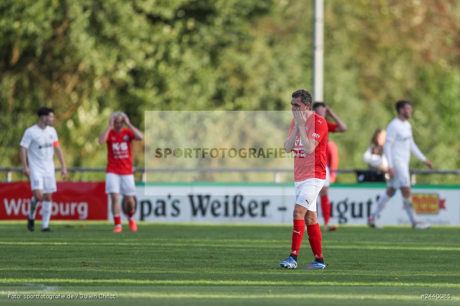 Fundamentum Sportpark, Karlburg, 28.09.2024, sport, action, Fussball, BFV, 13. Spieltag, Bayernliga Nord, ASV, TSV, ASV Cham, TSV Karlburg - Bild-ID: 2440085