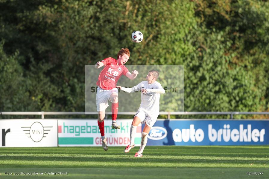 Fundamentum Sportpark, Karlburg, 28.09.2024, sport, action, Fussball, BFV, 13. Spieltag, Bayernliga Nord, ASV, TSV, ASV Cham, TSV Karlburg - Bild-ID: 2440097