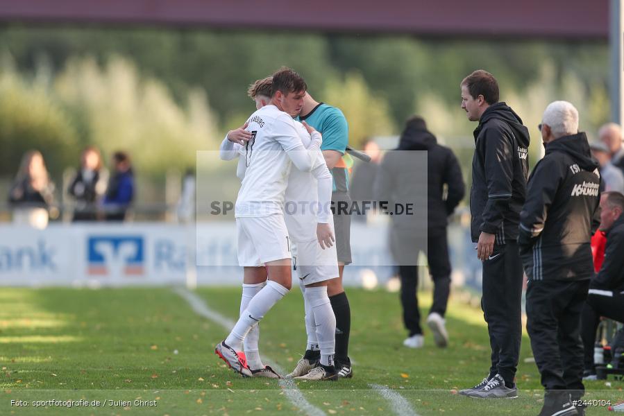 Fundamentum Sportpark, Karlburg, 28.09.2024, sport, action, Fussball, BFV, 13. Spieltag, Bayernliga Nord, ASV, TSV, ASV Cham, TSV Karlburg - Bild-ID: 2440104