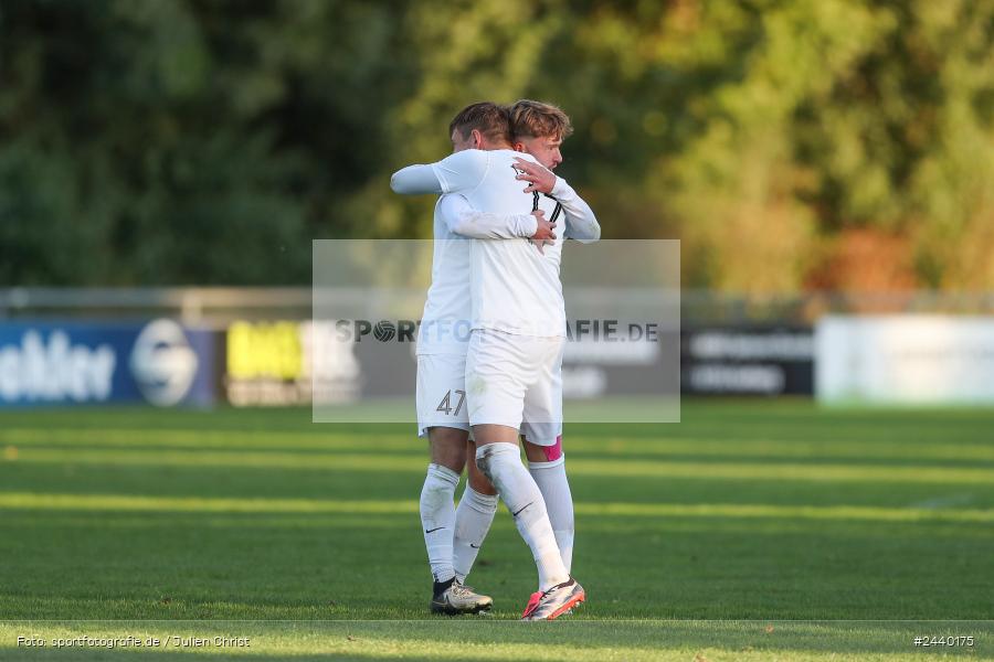 Fundamentum Sportpark, Karlburg, 28.09.2024, sport, action, Fussball, BFV, 13. Spieltag, Bayernliga Nord, ASV, TSV, ASV Cham, TSV Karlburg - Bild-ID: 2440175
