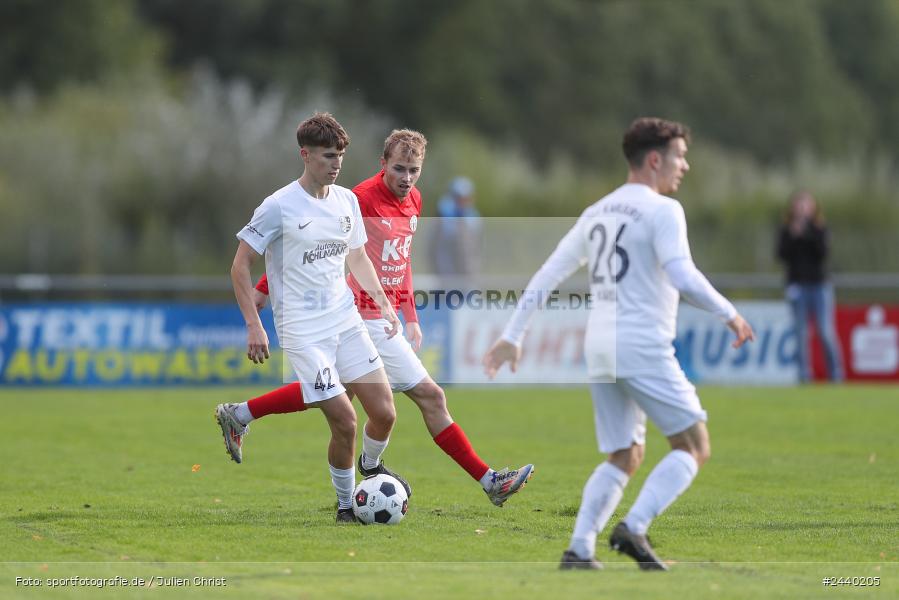 Fundamentum Sportpark, Karlburg, 28.09.2024, sport, action, Fussball, BFV, 13. Spieltag, Bayernliga Nord, ASV, TSV, ASV Cham, TSV Karlburg - Bild-ID: 2440205