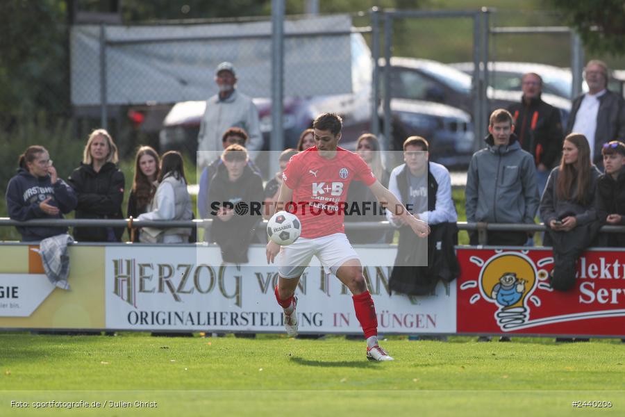 Fundamentum Sportpark, Karlburg, 28.09.2024, sport, action, Fussball, BFV, 13. Spieltag, Bayernliga Nord, ASV, TSV, ASV Cham, TSV Karlburg - Bild-ID: 2440206