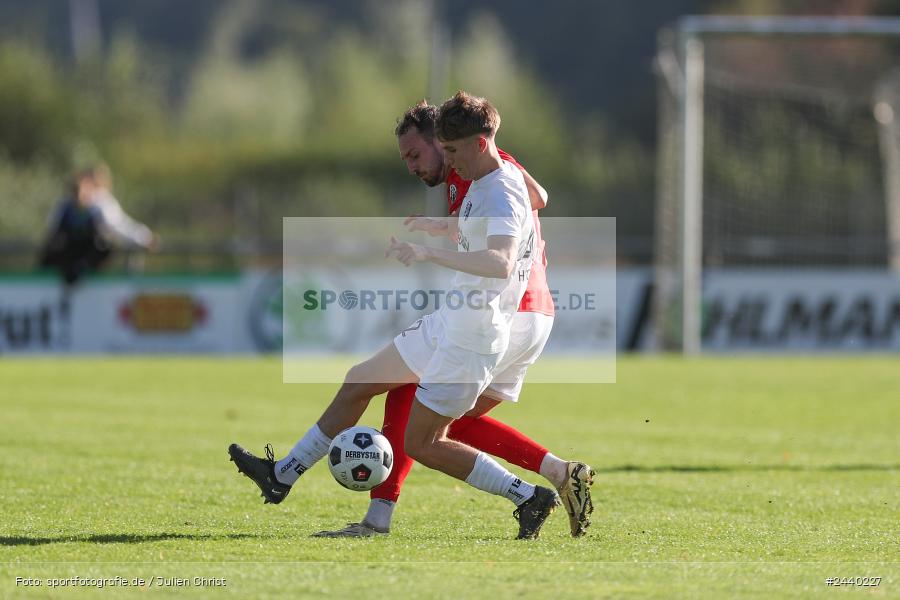 Fundamentum Sportpark, Karlburg, 28.09.2024, sport, action, Fussball, BFV, 13. Spieltag, Bayernliga Nord, ASV, TSV, ASV Cham, TSV Karlburg - Bild-ID: 2440227