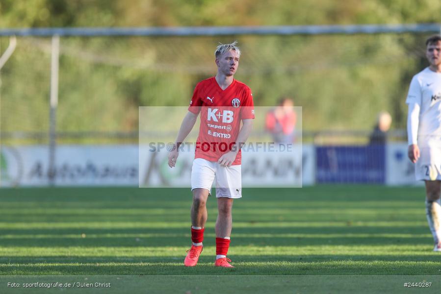 Fundamentum Sportpark, Karlburg, 28.09.2024, sport, action, Fussball, BFV, 13. Spieltag, Bayernliga Nord, ASV, TSV, ASV Cham, TSV Karlburg - Bild-ID: 2440287