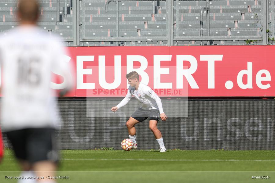 AKON Arena, Würzburg, 28.09.2024, sport, action, Fussball, BFV, Regionalliga Bayern, 11. Spieltag, AUB, FWK, TSV Aubstadt, FC Würzburger Kickers - Bild-ID: 2440330