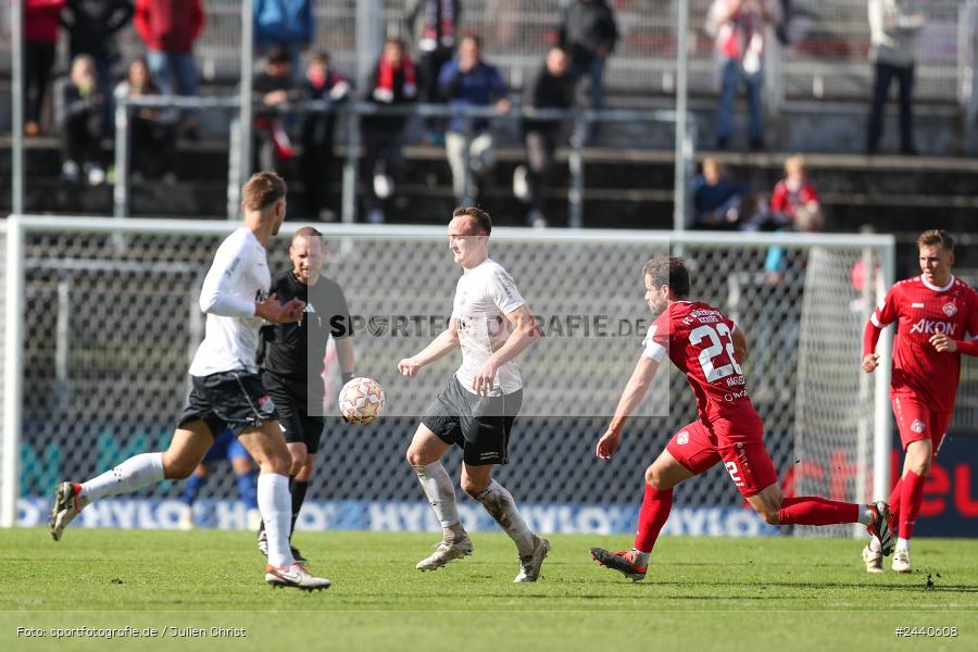 AKON Arena, Würzburg, 28.09.2024, sport, action, Fussball, BFV, Regionalliga Bayern, 11. Spieltag, AUB, FWK, TSV Aubstadt, FC Würzburger Kickers - Bild-ID: 2440608