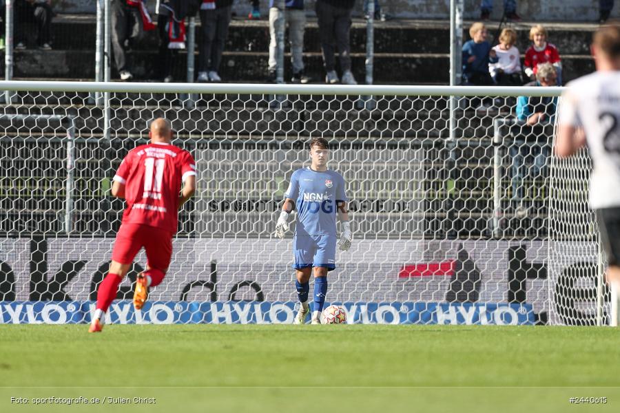AKON Arena, Würzburg, 28.09.2024, sport, action, Fussball, BFV, Regionalliga Bayern, 11. Spieltag, AUB, FWK, TSV Aubstadt, FC Würzburger Kickers - Bild-ID: 2440615