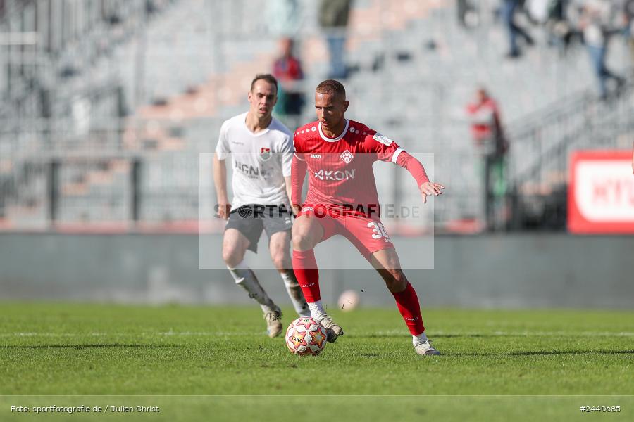 AKON Arena, Würzburg, 28.09.2024, sport, action, Fussball, BFV, Regionalliga Bayern, 11. Spieltag, AUB, FWK, TSV Aubstadt, FC Würzburger Kickers - Bild-ID: 2440685