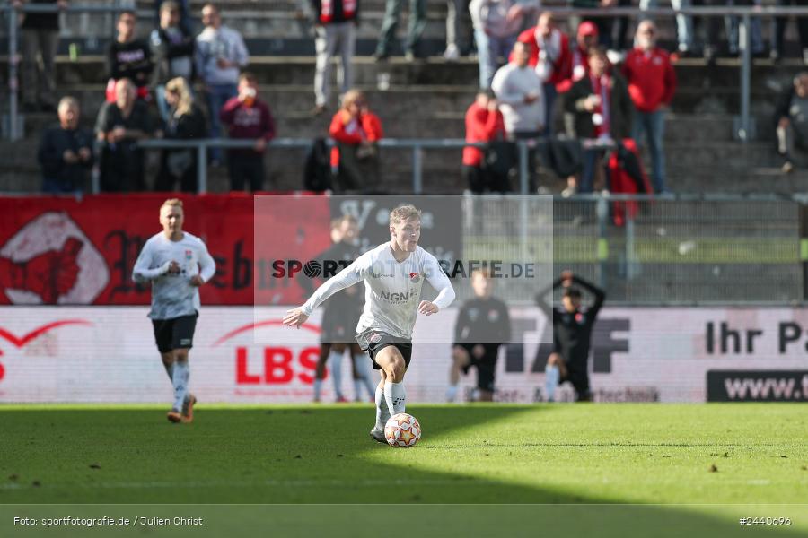 AKON Arena, Würzburg, 28.09.2024, sport, action, Fussball, BFV, Regionalliga Bayern, 11. Spieltag, AUB, FWK, TSV Aubstadt, FC Würzburger Kickers - Bild-ID: 2440696