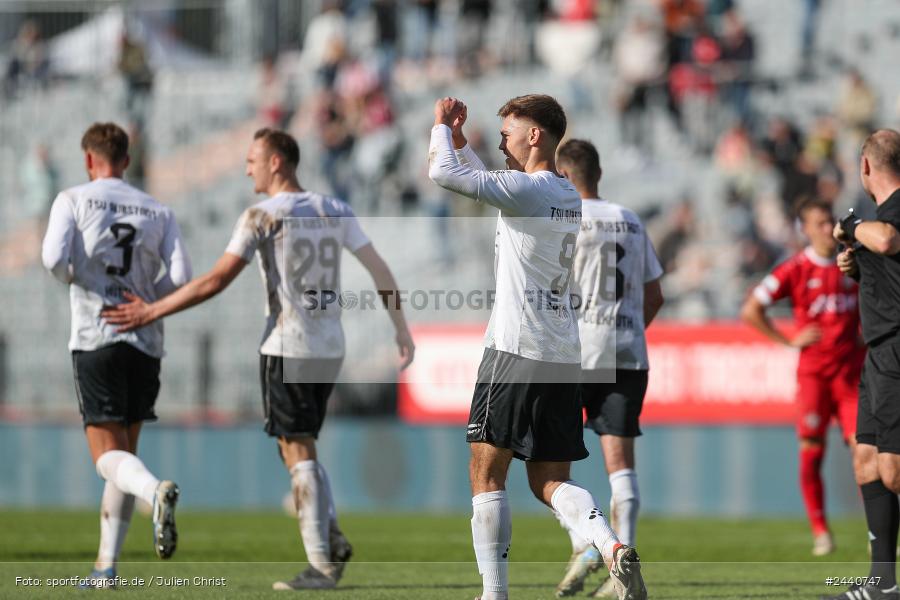 AKON Arena, Würzburg, 28.09.2024, sport, action, Fussball, BFV, Regionalliga Bayern, 11. Spieltag, AUB, FWK, TSV Aubstadt, FC Würzburger Kickers - Bild-ID: 2440747