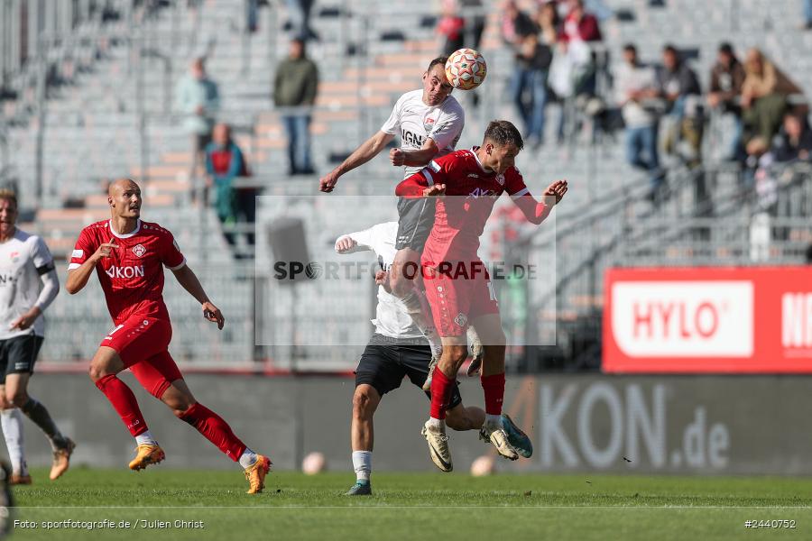 AKON Arena, Würzburg, 28.09.2024, sport, action, Fussball, BFV, Regionalliga Bayern, 11. Spieltag, AUB, FWK, TSV Aubstadt, FC Würzburger Kickers - Bild-ID: 2440752