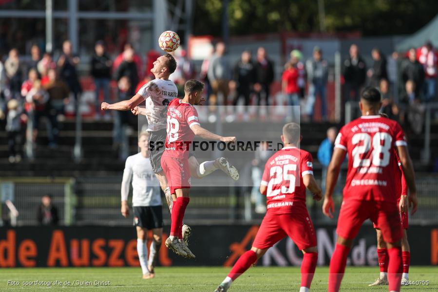 AKON Arena, Würzburg, 28.09.2024, sport, action, Fussball, BFV, Regionalliga Bayern, 11. Spieltag, AUB, FWK, TSV Aubstadt, FC Würzburger Kickers - Bild-ID: 2440755