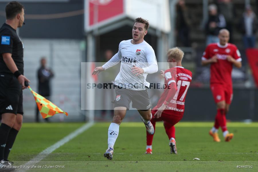 AKON Arena, Würzburg, 28.09.2024, sport, action, Fussball, BFV, Regionalliga Bayern, 11. Spieltag, AUB, FWK, TSV Aubstadt, FC Würzburger Kickers - Bild-ID: 2440762