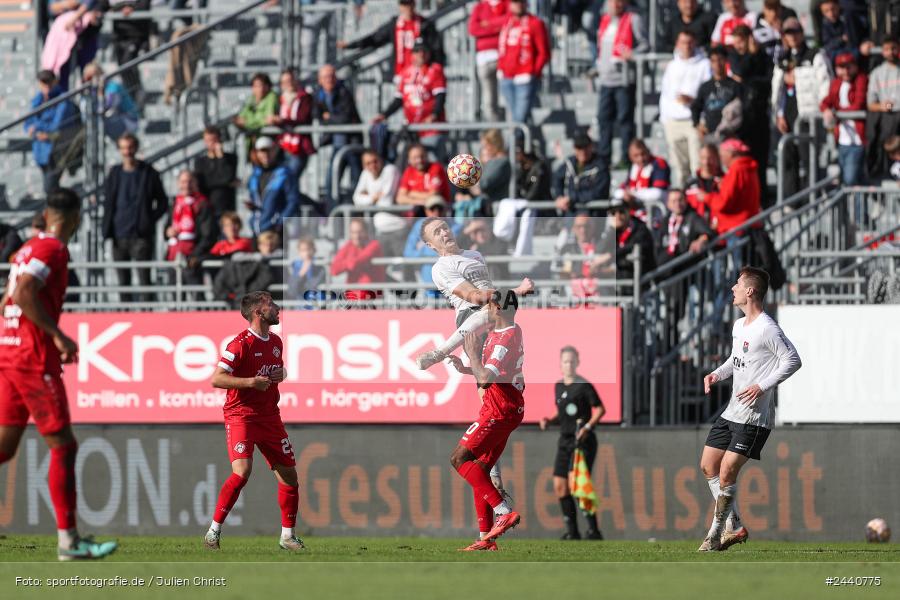 AKON Arena, Würzburg, 28.09.2024, sport, action, Fussball, BFV, Regionalliga Bayern, 11. Spieltag, AUB, FWK, TSV Aubstadt, FC Würzburger Kickers - Bild-ID: 2440775
