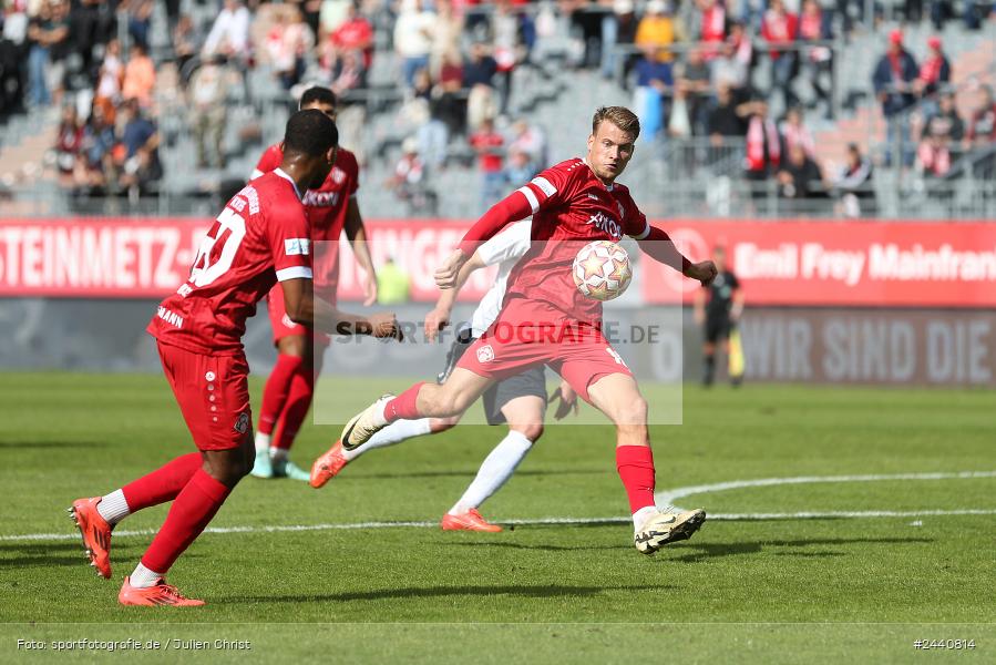 AKON Arena, Würzburg, 28.09.2024, sport, action, Fussball, BFV, 11. Spieltag, Regionalliga Bayern, AUB, FWK, TSV Aubstadt, FC Würzburger Kickers - Bild-ID: 2440814