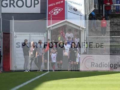 Fotos von FC Würzburger Kickers - TSV Aubstadt auf sportfotografie.de