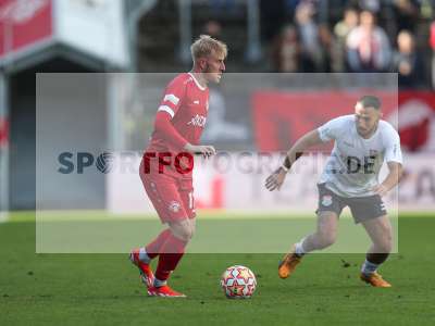 Fotos von FC Würzburger Kickers - TSV Aubstadt auf sportfotografie.de