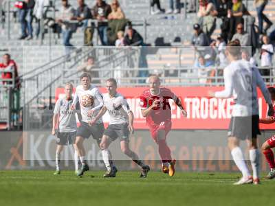 Fotos von FC Würzburger Kickers - TSV Aubstadt auf sportfotografie.de