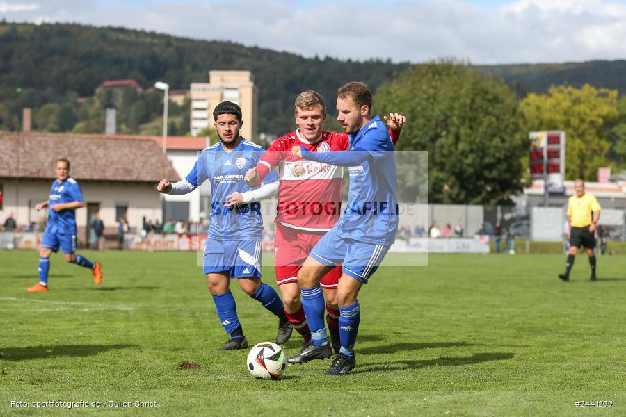 Sportgelände, Lohr am Main, 29.09.2024, sport, action, Fussball, BFV, 11. Spieltag, Kreisklasse Würzburg Gr. 3, FCWH, TSV, FC Wiesenfeld-Halsbach, TSV Lohr II - Bild-ID: 2441299