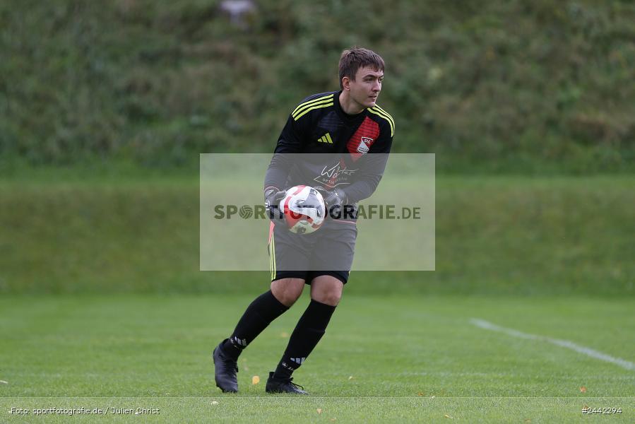 Sportgelände, Birkenfeld, 03.10.2024, sport, action, Fussball, BFV, 12. Spieltag, Bezirksliga Unterfranken West, SVK, SVB, SV Kürnach, SV Birkenfeld - Bild-ID: 2442294