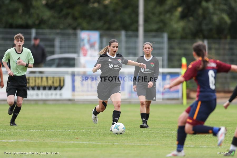 sport, hiscox-Bezirkspokal, action, Sportgelände, Karlstadt, Fussball, FVK, FV Karlstadt, FCS, BFV, 2. Runde, 1. FC Schweinfurt, 03.10.2024 - Bild-ID: 2442607