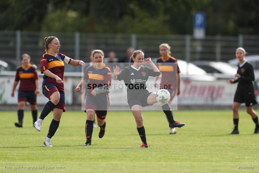 sport, hiscox-Bezirkspokal, action, Sportgelände, Karlstadt, Fussball, FVK, FV Karlstadt, FCS, BFV, 2. Runde, 1. FC Schweinfurt, 03.10.2024 - Bild-ID: 2442618