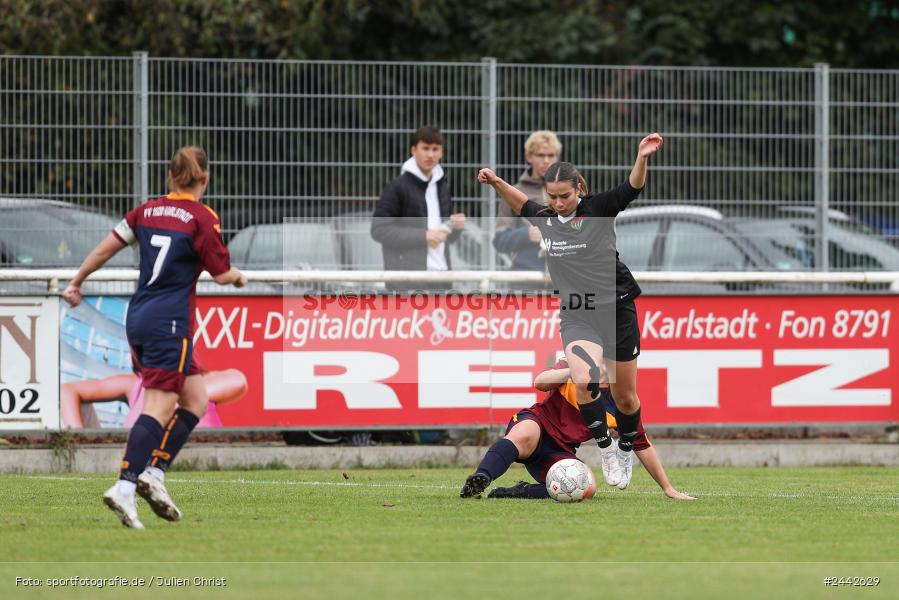 sport, hiscox-Bezirkspokal, action, Sportgelände, Karlstadt, Fussball, FVK, FV Karlstadt, FCS, BFV, 2. Runde, 1. FC Schweinfurt, 03.10.2024 - Bild-ID: 2442629 sport, hiscox-Bezirkspokal, action, Sportgelände, Karlstadt, Fussball, FVK, FV Karlstadt, FCS, BFV, 2. Runde, 1. FC Schweinfurt, 03.10.2024 - Bild-ID: 2442629