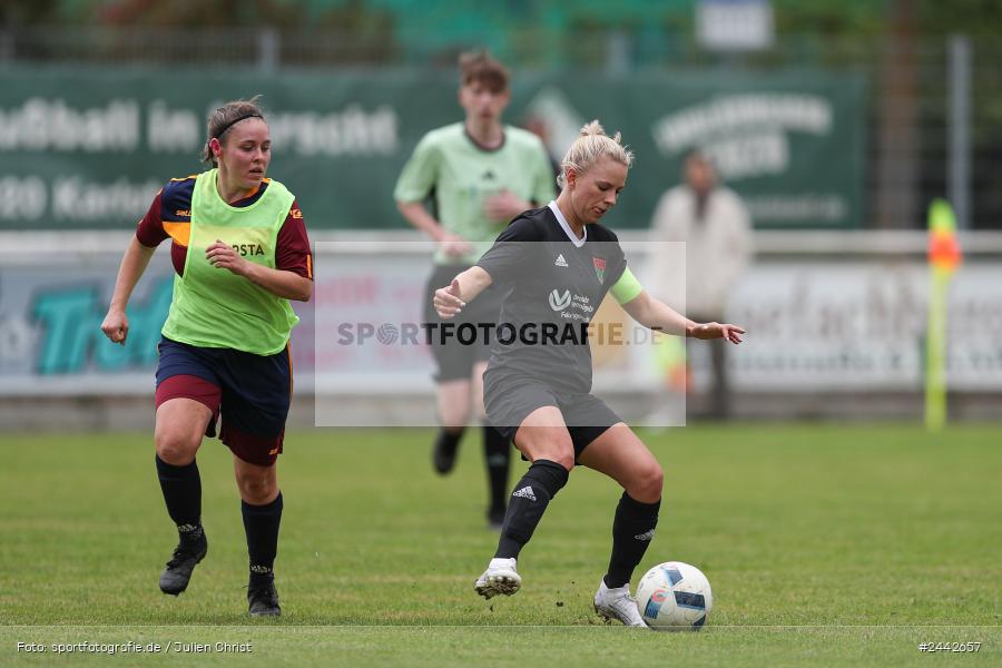 sport, hiscox-Bezirkspokal, action, Sportgelände, Karlstadt, Fussball, FVK, FV Karlstadt, FCS, BFV, 2. Runde, 1. FC Schweinfurt, 03.10.2024 - Bild-ID: 2442657 sport, hiscox-Bezirkspokal, action, Sportgelände, Karlstadt, Fussball, FVK, FV Karlstadt, FCS, BFV, 2. Runde, 1. FC Schweinfurt, 03.10.2024 - Bild-ID: 2442657