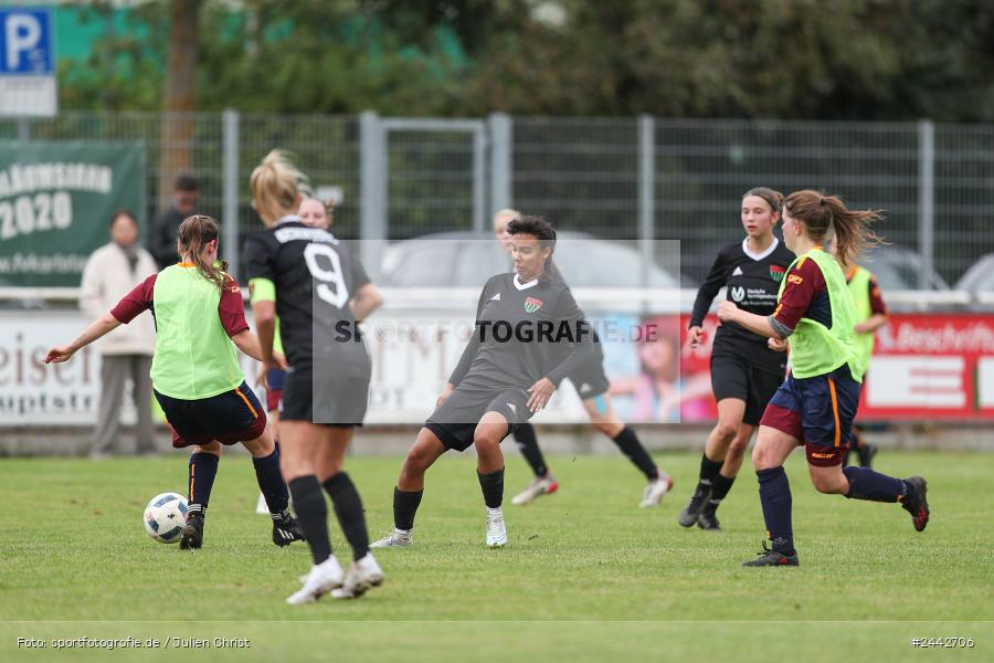 sport, hiscox-Bezirkspokal, action, Sportgelände, Karlstadt, Fussball, FVK, FV Karlstadt, FCS, BFV, 2. Runde, 1. FC Schweinfurt, 03.10.2024 - Bild-ID: 2442706