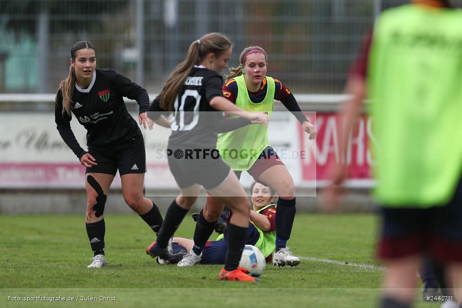 sport, hiscox-Bezirkspokal, action, Sportgelände, Karlstadt, Fussball, FVK, FV Karlstadt, FCS, BFV, 2. Runde, 1. FC Schweinfurt, 03.10.2024 - Bild-ID: 2442711 sport, hiscox-Bezirkspokal, action, Sportgelände, Karlstadt, Fussball, FVK, FV Karlstadt, FCS, BFV, 2. Runde, 1. FC Schweinfurt, 03.10.2024 - Bild-ID: 2442711
