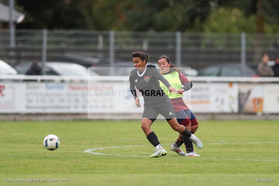 sport, hiscox-Bezirkspokal, action, Sportgelände, Karlstadt, Fussball, FVK, FV Karlstadt, FCS, BFV, 2. Runde, 1. FC Schweinfurt, 03.10.2024 - Bild-ID: 2442742