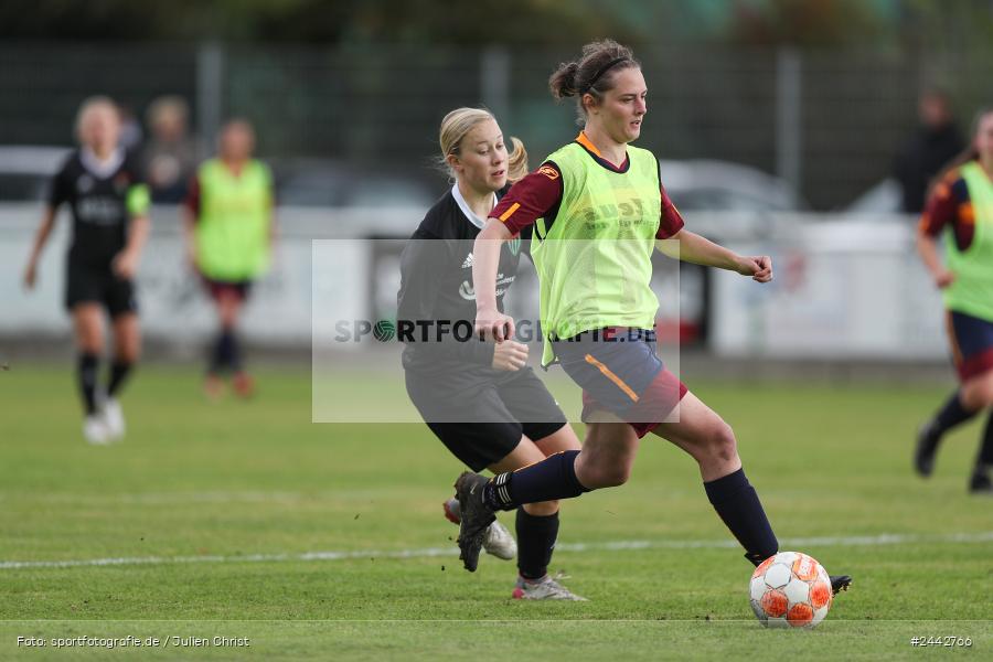 sport, hiscox-Bezirkspokal, action, Sportgelände, Karlstadt, Fussball, FVK, FV Karlstadt, FCS, BFV, 2. Runde, 1. FC Schweinfurt, 03.10.2024 - Bild-ID: 2442766 sport, hiscox-Bezirkspokal, action, Sportgelände, Karlstadt, Fussball, FVK, FV Karlstadt, FCS, BFV, 2. Runde, 1. FC Schweinfurt, 03.10.2024 - Bild-ID: 2442766