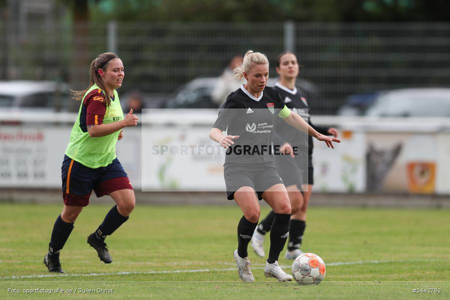 sport, hiscox-Bezirkspokal, action, Sportgelände, Karlstadt, Fussball, FVK, FV Karlstadt, FCS, BFV, 2. Runde, 1. FC Schweinfurt, 03.10.2024 - Bild-ID: 2442782 sport, hiscox-Bezirkspokal, action, Sportgelände, Karlstadt, Fussball, FVK, FV Karlstadt, FCS, BFV, 2. Runde, 1. FC Schweinfurt, 03.10.2024 - Bild-ID: 2442782
