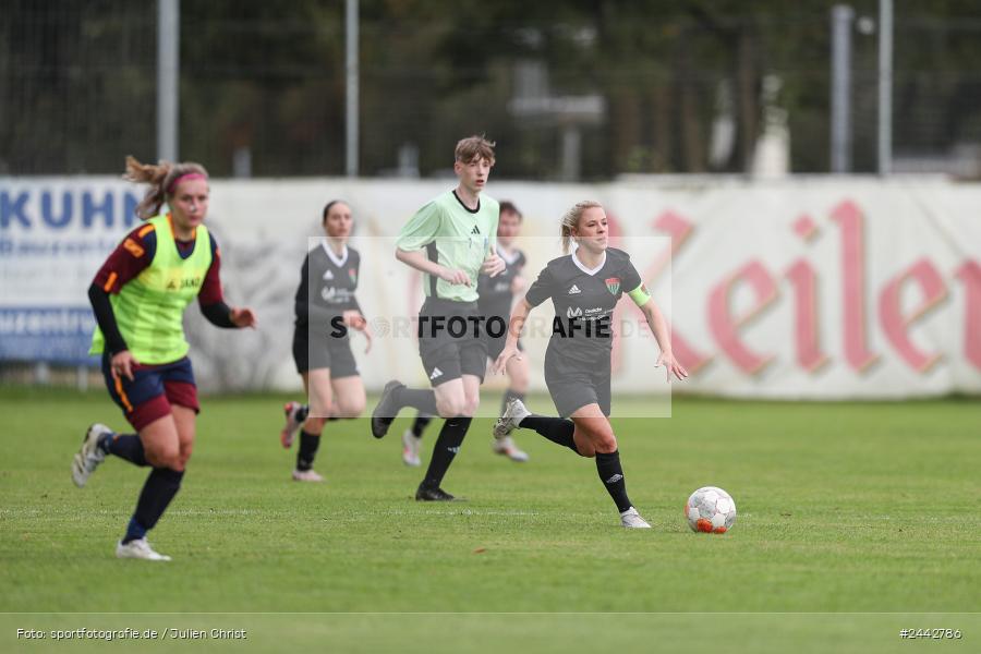 sport, hiscox-Bezirkspokal, action, Sportgelände, Karlstadt, Fussball, FVK, FV Karlstadt, FCS, BFV, 2. Runde, 1. FC Schweinfurt, 03.10.2024 - Bild-ID: 2442786
