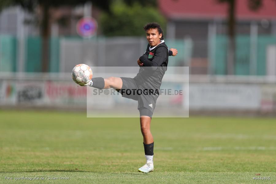 sport, hiscox-Bezirkspokal, action, Sportgelände, Karlstadt, Fussball, FVK, FV Karlstadt, FCS, BFV, 2. Runde, 1. FC Schweinfurt, 03.10.2024 - Bild-ID: 2442825