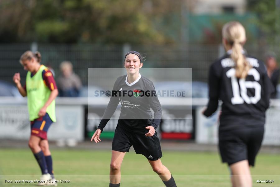 sport, hiscox-Bezirkspokal, action, Sportgelände, Karlstadt, Fussball, FVK, FV Karlstadt, FCS, BFV, 2. Runde, 1. FC Schweinfurt, 03.10.2024 - Bild-ID: 2442829