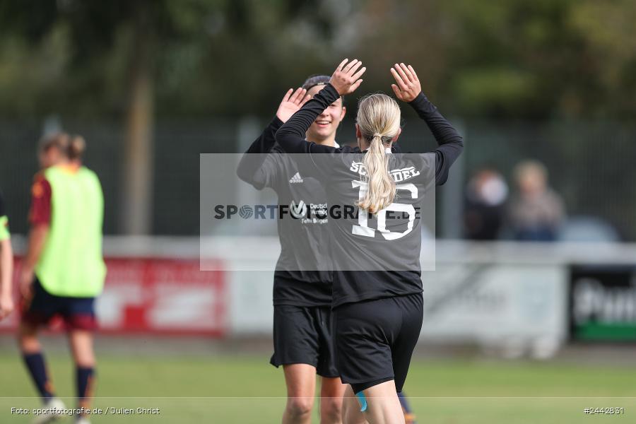 sport, hiscox-Bezirkspokal, action, Sportgelände, Karlstadt, Fussball, FVK, FV Karlstadt, FCS, BFV, 2. Runde, 1. FC Schweinfurt, 03.10.2024 - Bild-ID: 2442831