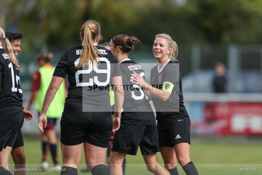 sport, hiscox-Bezirkspokal, action, Sportgelände, Karlstadt, Fussball, FVK, FV Karlstadt, FCS, BFV, 2. Runde, 1. FC Schweinfurt, 03.10.2024 - Bild-ID: 2442835