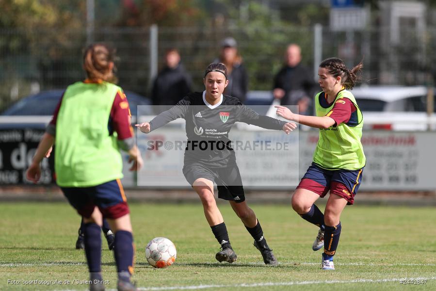 sport, hiscox-Bezirkspokal, action, Sportgelände, Karlstadt, Fussball, FVK, FV Karlstadt, FCS, BFV, 2. Runde, 1. FC Schweinfurt, 03.10.2024 - Bild-ID: 2442847