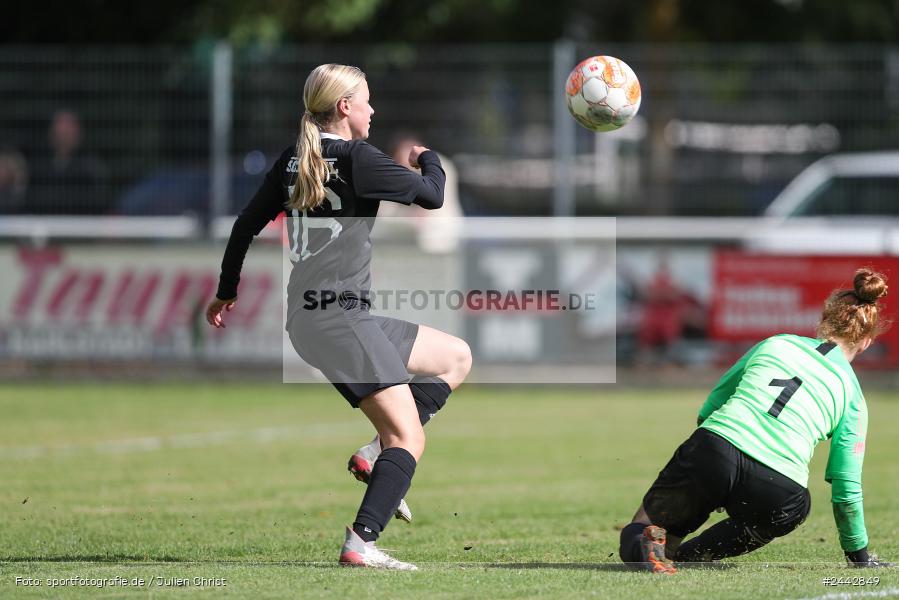 sport, hiscox-Bezirkspokal, action, Sportgelände, Karlstadt, Fussball, FVK, FV Karlstadt, FCS, BFV, 2. Runde, 1. FC Schweinfurt, 03.10.2024 - Bild-ID: 2442849