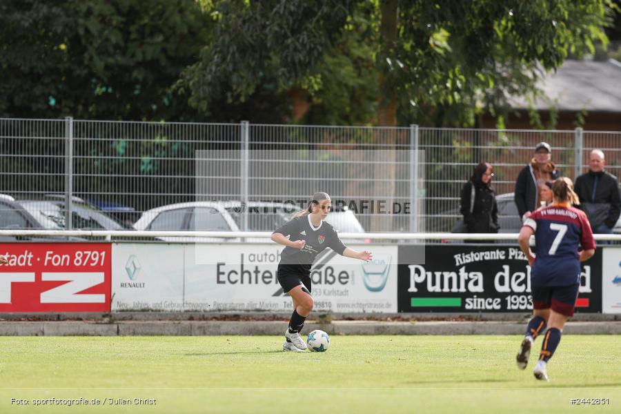 sport, hiscox-Bezirkspokal, action, Sportgelände, Karlstadt, Fussball, FVK, FV Karlstadt, FCS, BFV, 2. Runde, 1. FC Schweinfurt, 03.10.2024 - Bild-ID: 2442851 sport, hiscox-Bezirkspokal, action, Sportgelände, Karlstadt, Fussball, FVK, FV Karlstadt, FCS, BFV, 2. Runde, 1. FC Schweinfurt, 03.10.2024 - Bild-ID: 2442851