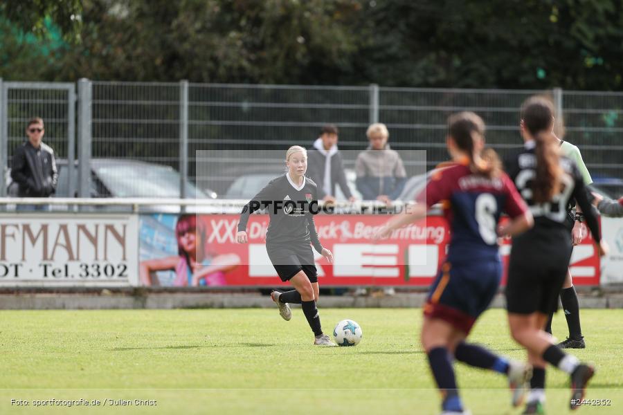 sport, hiscox-Bezirkspokal, action, Sportgelände, Karlstadt, Fussball, FVK, FV Karlstadt, FCS, BFV, 2. Runde, 1. FC Schweinfurt, 03.10.2024 - Bild-ID: 2442852