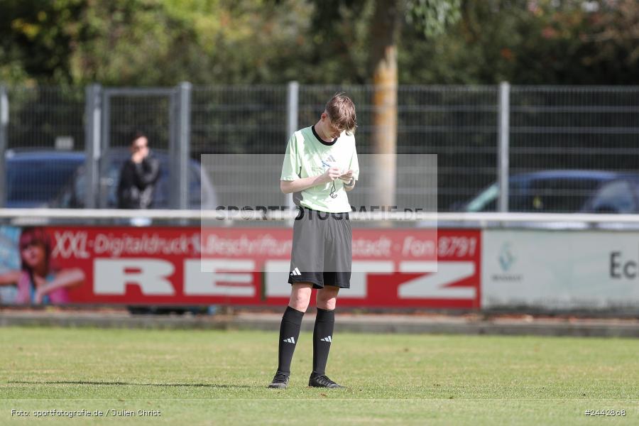 sport, hiscox-Bezirkspokal, action, Sportgelände, Karlstadt, Fussball, FVK, FV Karlstadt, FCS, BFV, 2. Runde, 1. FC Schweinfurt, 03.10.2024 - Bild-ID: 2442868 sport, hiscox-Bezirkspokal, action, Sportgelände, Karlstadt, Fussball, FVK, FV Karlstadt, FCS, BFV, 2. Runde, 1. FC Schweinfurt, 03.10.2024 - Bild-ID: 2442868