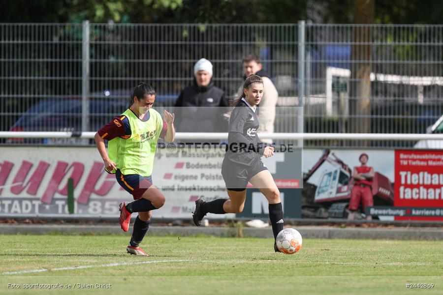 sport, hiscox-Bezirkspokal, action, Sportgelände, Karlstadt, Fussball, FVK, FV Karlstadt, FCS, BFV, 2. Runde, 1. FC Schweinfurt, 03.10.2024 - Bild-ID: 2442869