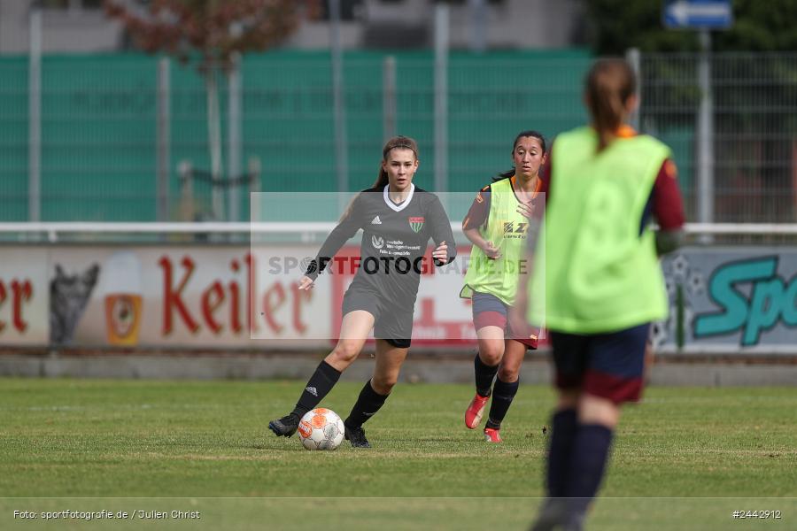 sport, hiscox-Bezirkspokal, action, Sportgelände, Karlstadt, Fussball, FVK, FV Karlstadt, FCS, BFV, 2. Runde, 1. FC Schweinfurt, 03.10.2024 - Bild-ID: 2442912