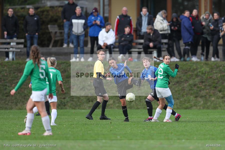 Sportgelände, Adelsberg, 05.10.2024, sport, action, Fussball, BOL Frauen, 5. Spieltag, FCS, FFC, 1. FC Schweinfurt, FFC Adelsberg-Karsbach - Bild-ID: 2443758