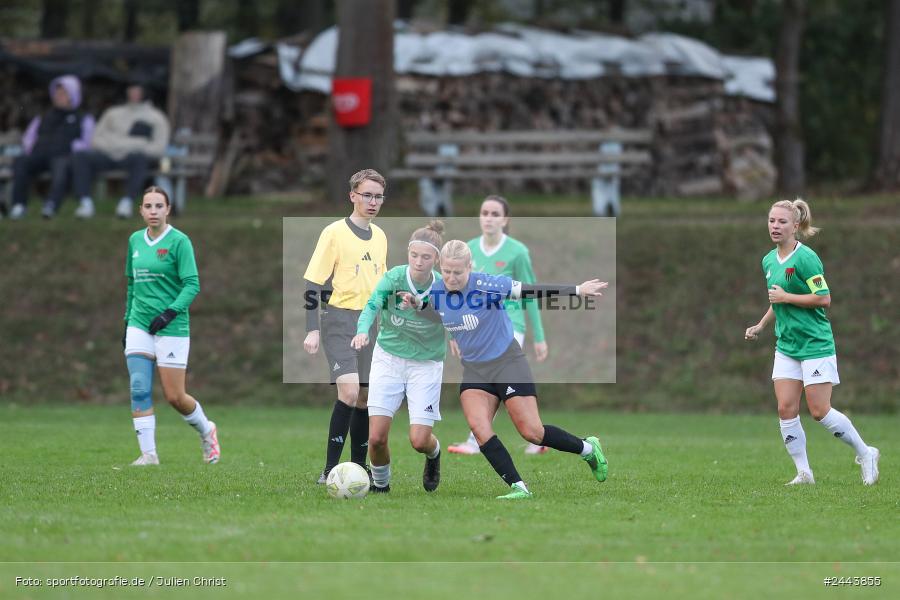 Sportgelände, Adelsberg, 05.10.2024, sport, action, Fussball, BOL Frauen, 5. Spieltag, FCS, FFC, 1. FC Schweinfurt, FFC Adelsberg-Karsbach - Bild-ID: 2443855