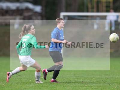 Fotos von FFC Adelsberg-Karsbach - 1. FC Schweinfurt auf sportfotografie.de
