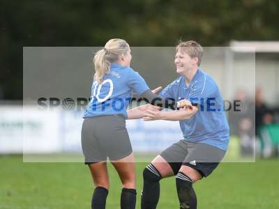 Fotos von FFC Adelsberg-Karsbach - 1. FC Schweinfurt auf sportfotografie.de